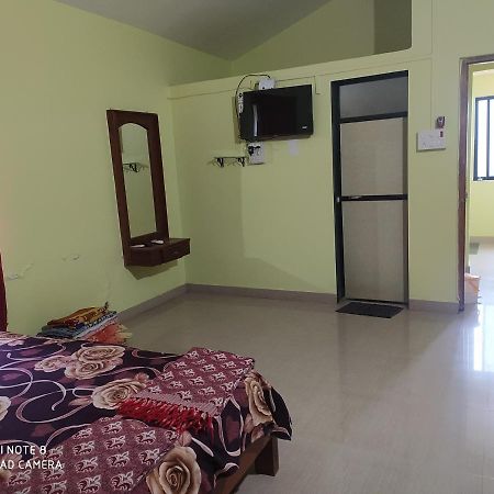Swarajya Villa Nagaon  Buitenkant foto