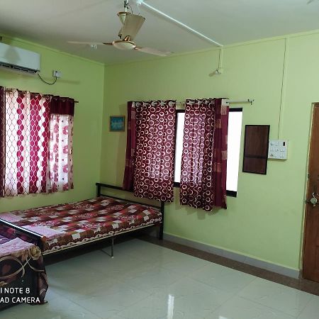 Swarajya Villa Nagaon  Buitenkant foto