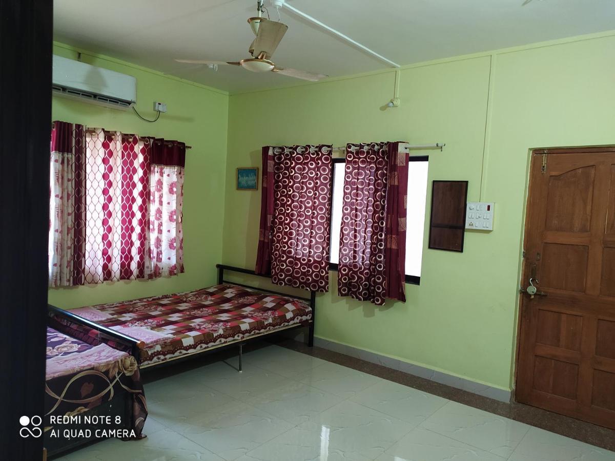 Swarajya Villa Nagaon  Buitenkant foto